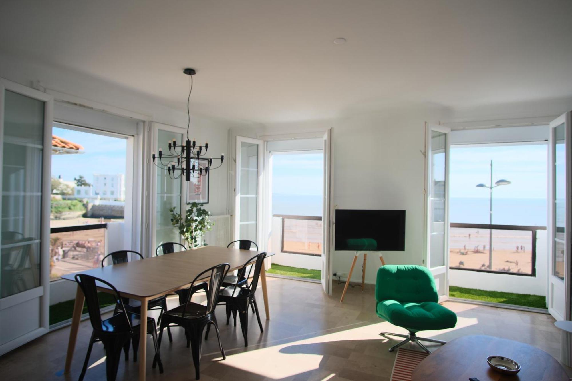 Appartement Avec Balcons Vue Mer A Pontaillac رويا المظهر الخارجي الصورة